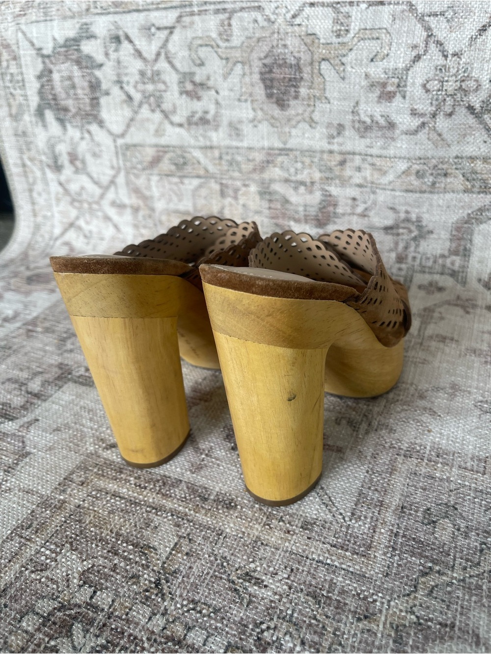 Veronica Beard Brown Scallop Gaynor Platform Sandals - Picture 8 of 8